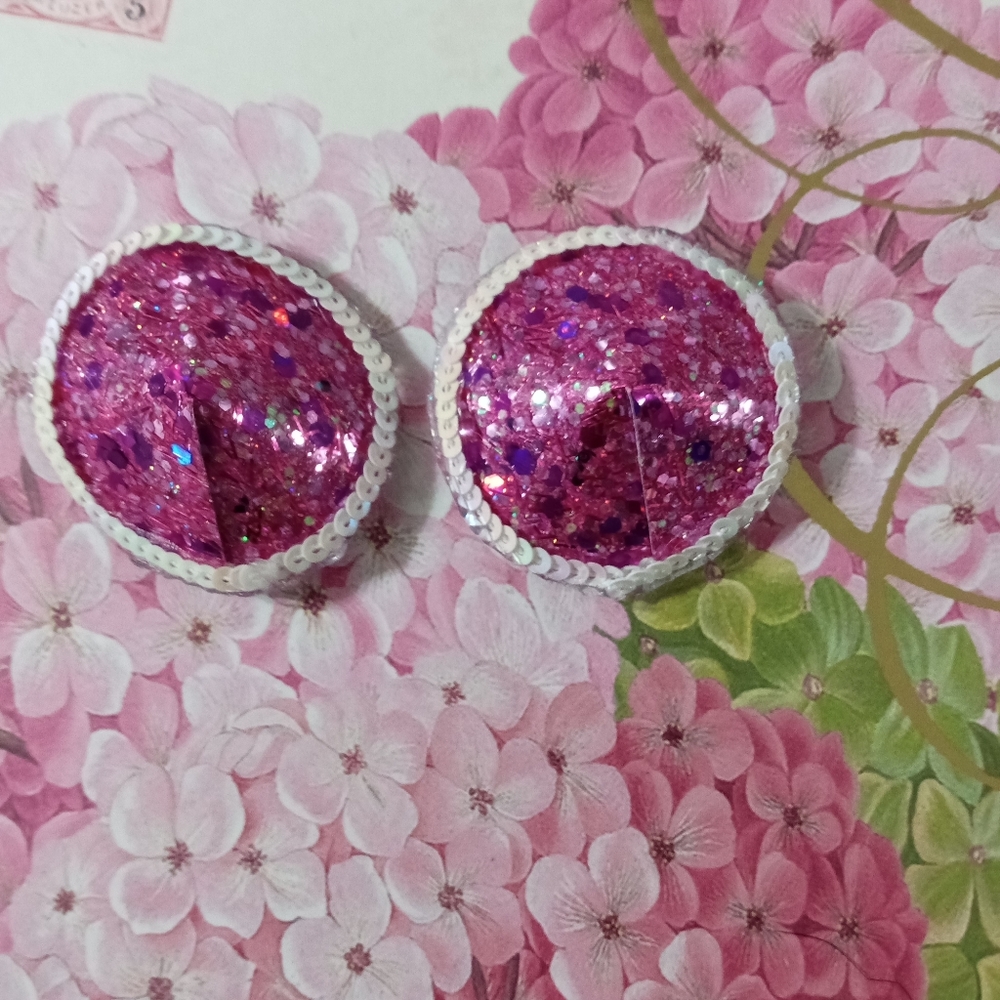 Exotic nipple pasties